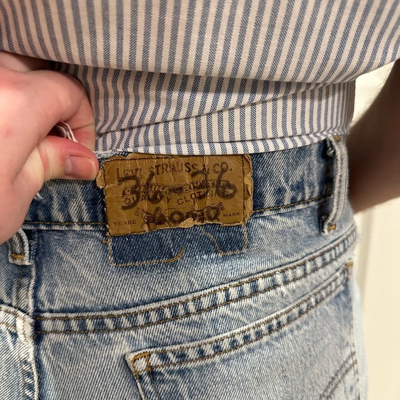 Levi’s Light Wash 36 x 36 Regular Fit Jeans - Picture 6 of 6